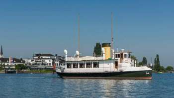 Motor yacht ‹Emily›